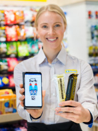 R-kioski palvelee